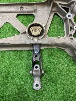 Volkswagen / Golf / Подрамник