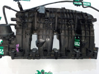 Audi / A5 / Коллектор впускной