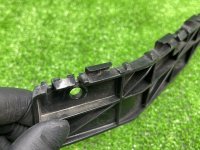 Ford / EXPLORER / Кронштейн крыла