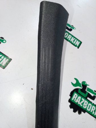 Mercedes-Benz / GLC 250d 4-matic / Накладка порога