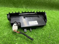 Volkswagen / Touareg / Пепельница