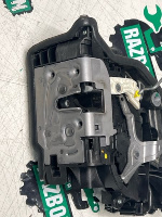 BMW / X1 / Замок двери