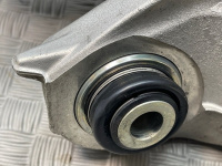 BMW / 3-Series / Кулак поворотный