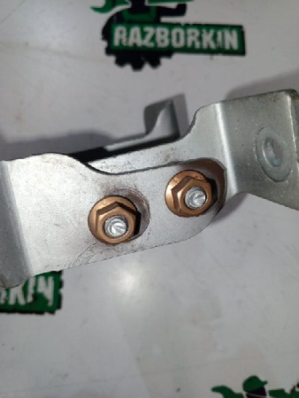 Mercedes-Benz / GLC 250d 4-matic / Кронштейн