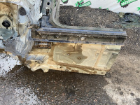 Volkswagen / Touareg / Лонжерон