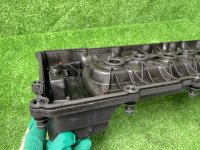 Volkswagen / Touareg / Клапанная крышка