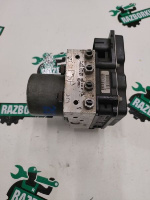 Audi / Q5 / Блок ABS