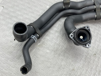 Volkswagen / Touareg / Патрубок радиатора