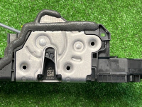 BMW / 1-Series / Замок двери