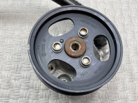 Volkswagen / Touareg / Насос гидроусилителя руля