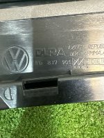 Volkswagen / Touareg / Накладка двери