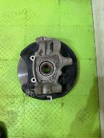 Audi / Q8 / Кулак поворотный