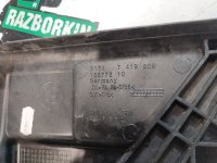 BMW / X1 / Крепление аккумулятора