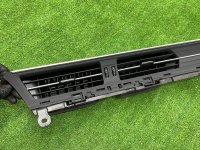 Audi / A6 / Дефлектор обдува салона