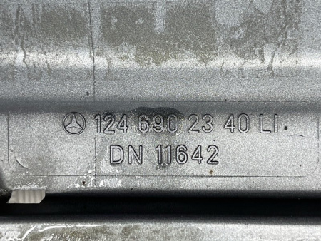 Mercedes-Benz / 300E / Бампер