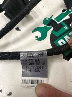 Audi / Q5 / Жгут проводов двери