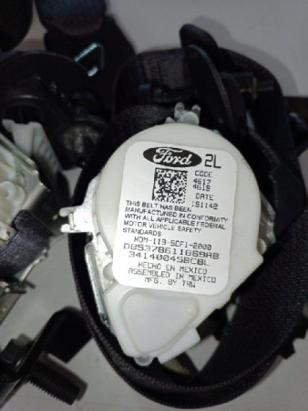 Ford / EXPLORER / Ремни безопасности