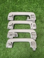 Audi / A6 / Ручка потолка