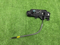 Audi / A4 / Кронштейн ручки двери