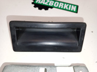 Audi / Q3 / Кнопка открытия багажника