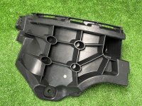 Audi / Q8 / Кронштейн бампера