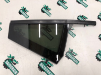 BMW / X1 / Форточка двери