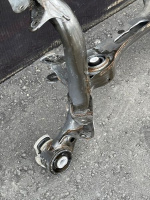 Audi / A4 / Подрамник