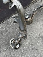 Audi / A4 / Подрамник