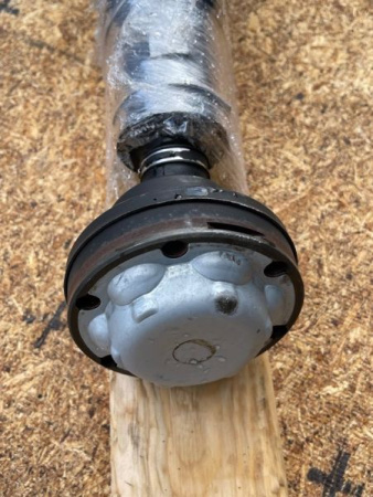 BMW / M6 / Карданный вал