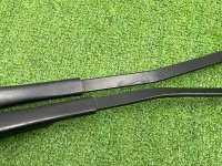 Audi / A4 / Поводок дворников