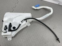Volkswagen / Touareg / Бачок омывателя