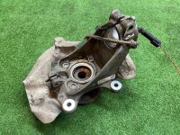 BMW / X1 / Кулак поворотный
