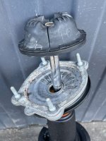 Audi / A6 / Стойка подвески