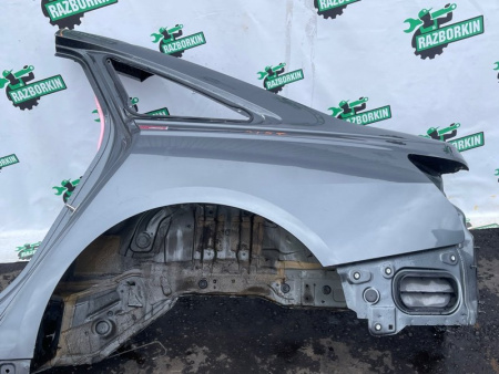 Audi / A6 / Крыло