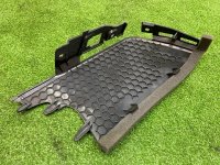 Audi / Q8 / Накладка стойки