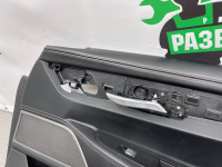 BMW / 7-Series / Обшивка двери