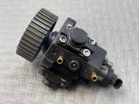 Opel / Insignia / Топливный насос высокого давления