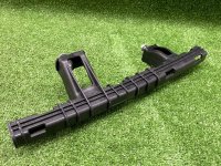 Chevrolet / Tahoe / Направляющая стекла двери