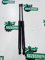 Audi / A5 / Амортизатор капота