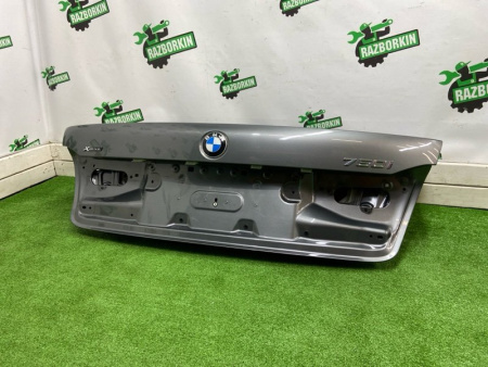 BMW / 7-Series / Крышка багажника