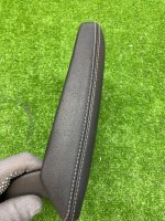 Audi / A5 / Подлокотник