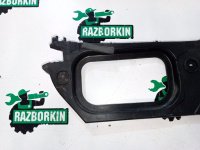 Audi / Q7 / Кронштейн бампера