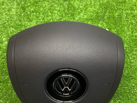 Volkswagen / Touareg / Подушка безопасности в руль