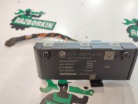 BMW / X1 / Блок управления крышкой багажника