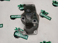 Land Rover / Range Rover Sport / Кронштейн двигателя