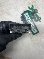 BMW / 7-Series / Блок управления сиденьем