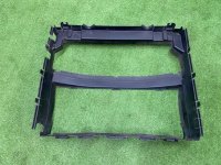 Land Rover / Range Rover / Воздуховод радиатора