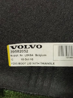 Volvo / S60 / Обшивка крышки багажника