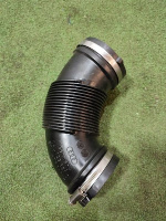 Audi / A5 / Патрубок воздушного фильтра