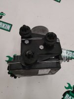 Audi / Q5 / Блок ABS